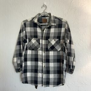 VTG St. John’s Bay Buffalo Check Flannel Shirt Gray White Black Cotton L